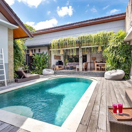 Villa Chamade Seminyak Buitenkant foto