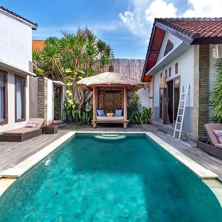 Villa Chamade Seminyak Buitenkant foto