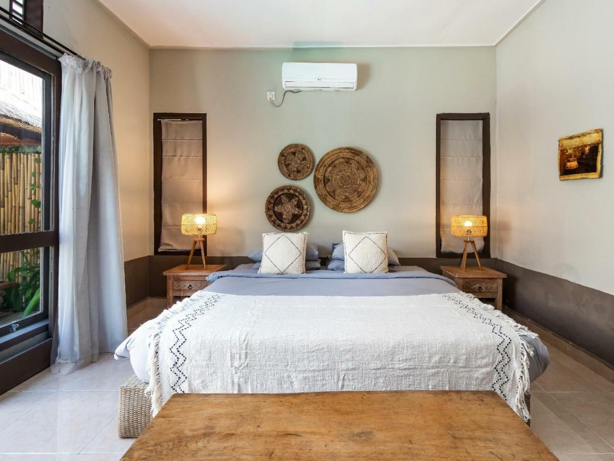 Villa Chamade Seminyak Buitenkant foto